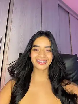 Laura_fernandezII's cam snapshot
