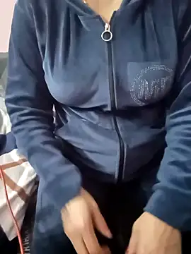 shivani_77777's cam snapshot