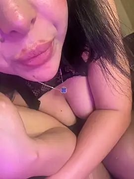 Doctoor-Maya's cam snapshot