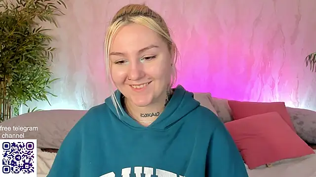 Debbie_Taylor's cam snapshot