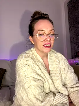 FemDom_RubyKnightXXO's cam snapshot