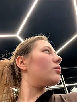 MikotoMisaka's cam snapshot