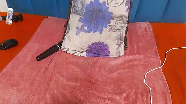 DarkNipple_'s cam snapshot