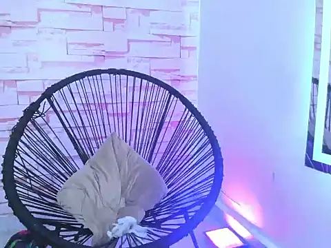 sensual_duttylove777's cam snapshot