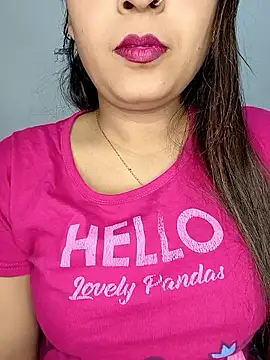 Shanaya_Hotty's cam snapshot