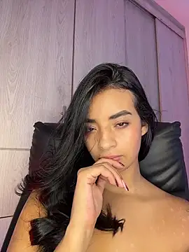 Laura_fernandezII's cam snapshot