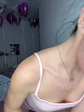 karrr__aaa's cam snapshot