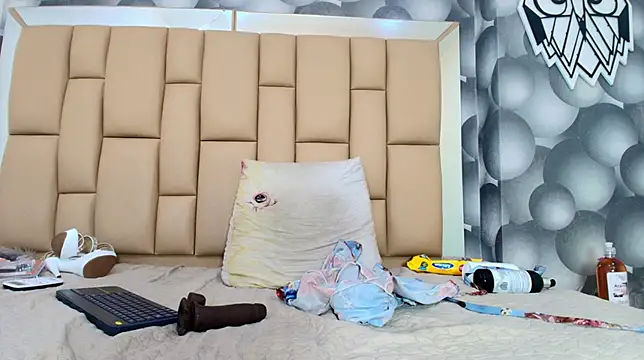 hannah_teehn's cam snapshot