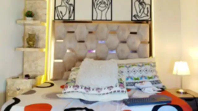 Andrew_Haalls's cam snapshot