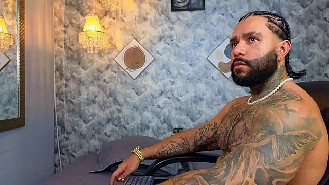 Apolo_rousse1's cam snapshot