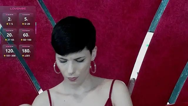 Roxxy_Rouge's cam snapshot