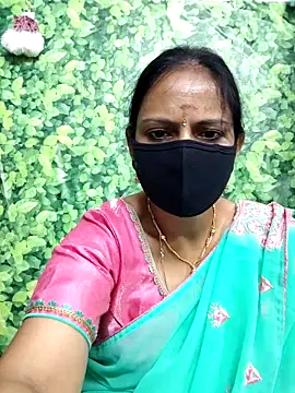 Queen-Neha's cam snapshot