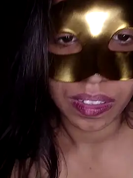 your-Mia07's cam snapshot