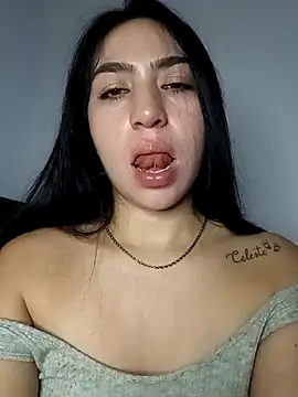 Kendalstormy's cam snapshot