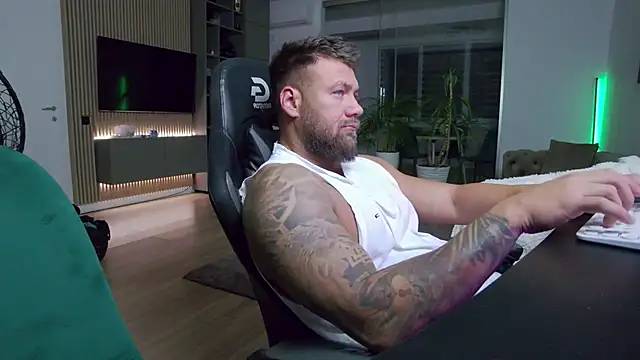 UbbeViking live sex cam