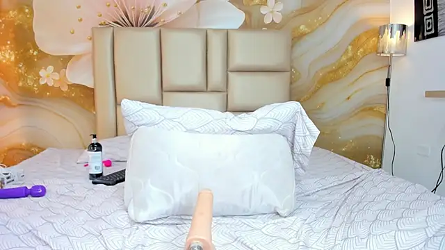 NahomiWalker_'s cam snapshot