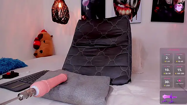 luna_lobooo's cam snapshot