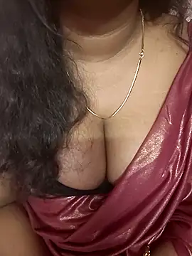 Keerthee_'s cam snapshot