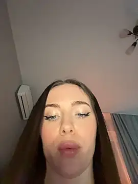 -SweetDi- live sex cam