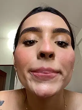 AngelWarm's cam snapshot