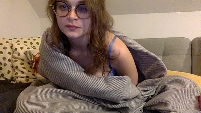 norafack33's cam snapshot