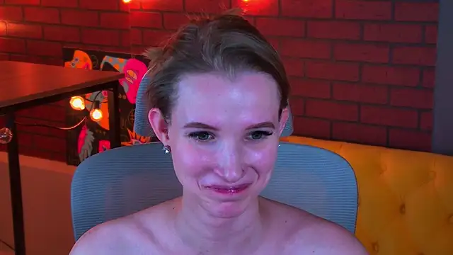 Megan_Rodgers's cam snapshot