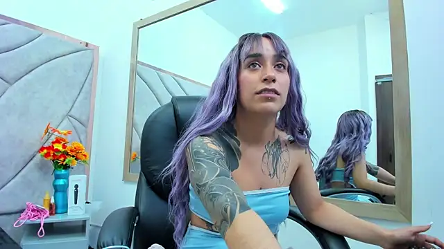 StaceyLeee's cam snapshot