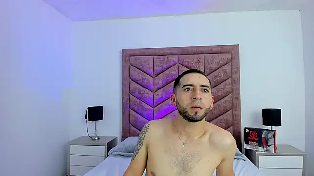 Lushian_Luna's cam snapshot