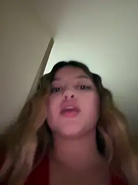 lunablossom_'s cam snapshot