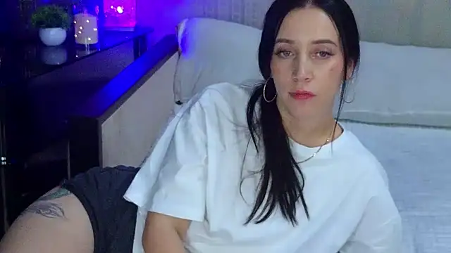 MonicaSweetx's cam snapshot