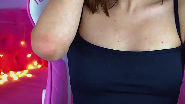 PollyLanders's cam snapshot