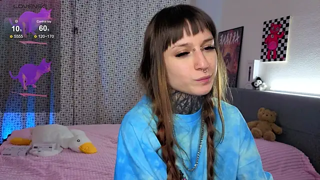 LilithPoison's cam snapshot