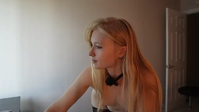 bestblonde's cam snapshot