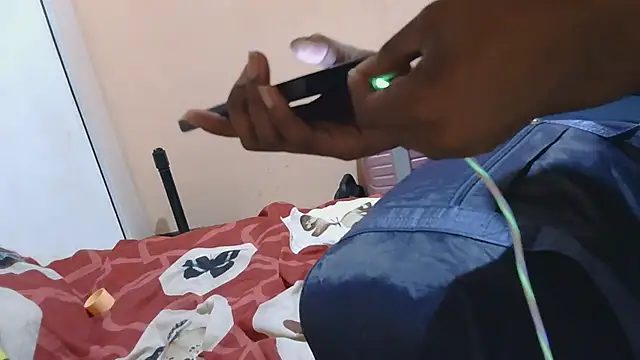 SexyZuluBaddie's cam snapshot