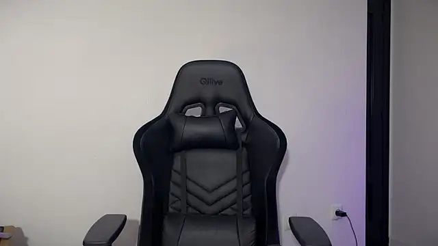 -KroshkaEnot-'s cam snapshot