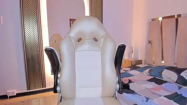 KarlieMoore's cam snapshot