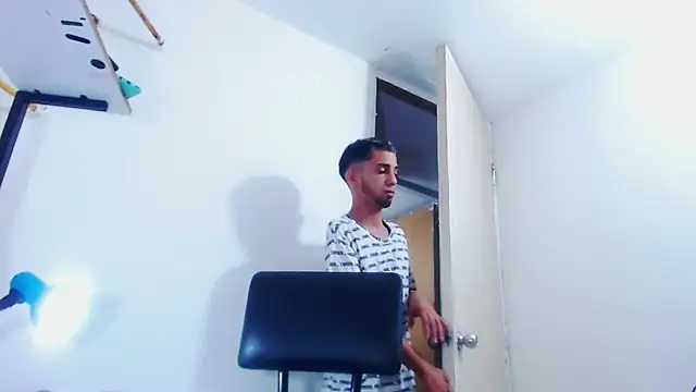 Gregory_hard live sex cam