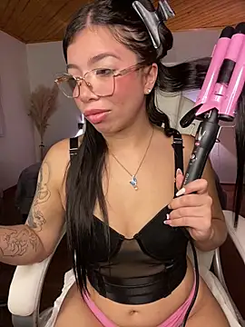 Maddy_Piink's cam snapshot