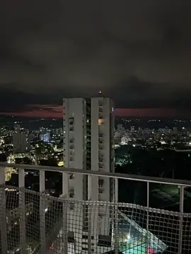 itsdanividarte's cam snapshot