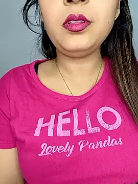 Shanaya_Hotty's cam snapshot