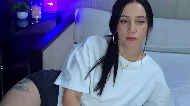 MonicaSweetx's cam snapshot