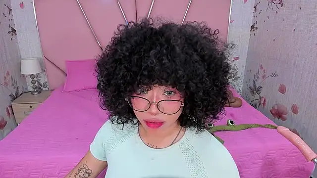 SafiroAgataaa's cam snapshot