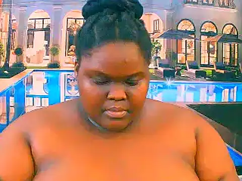 EbonyHotBuns's cam snapshot