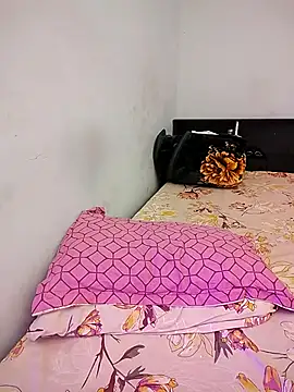 LoveLy-Soneya's cam snapshot