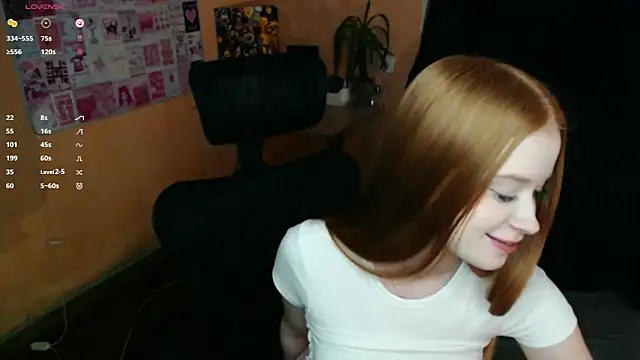 Alice_ShyFox's cam snapshot