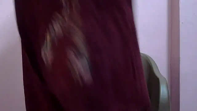 tripti2's cam snapshot