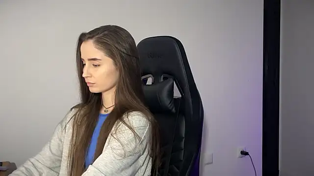 -KroshkaEnot-'s cam snapshot