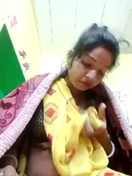 Seema_guptaji's cam snapshot