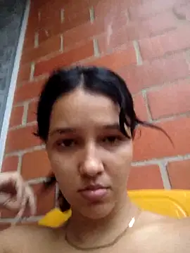 esme_'s cam snapshot