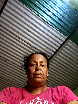 Fernanda30's cam snapshot